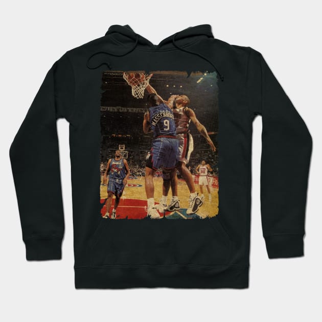 Grant Hill vs The Stuff Hoodie by MJ23STORE